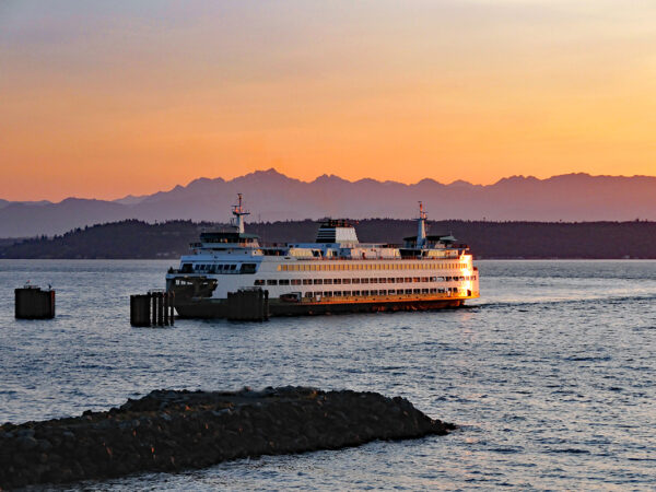Edmonds Evening Ferry
