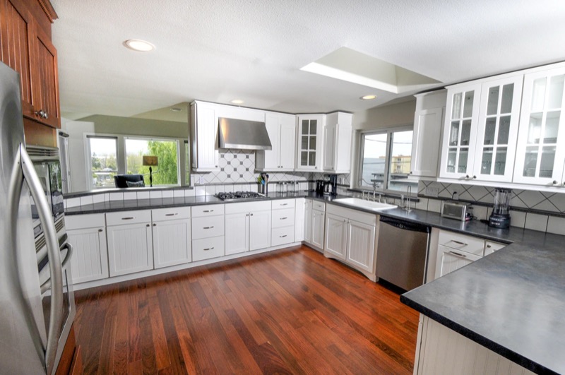 Housing Kitchen